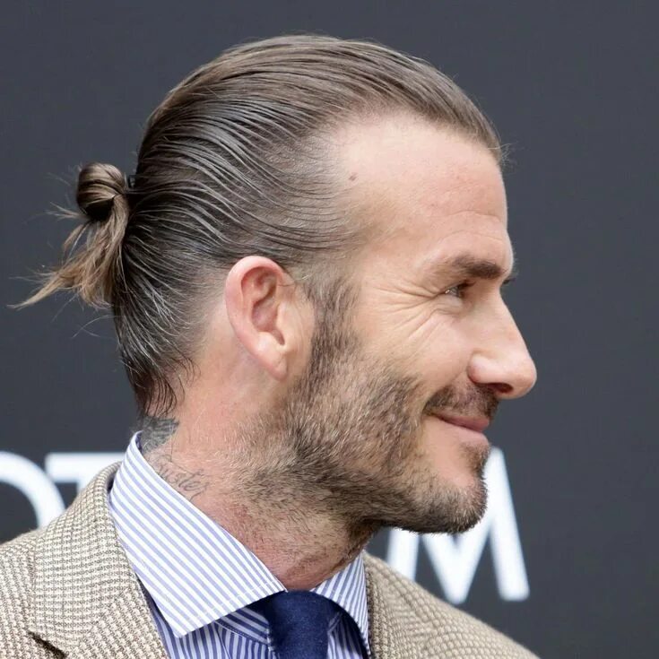 Прически для лысеющих женщин David Beckham Hairstyles in 2018 as david beckham goes blond fmuhiyl in 2019 Dav