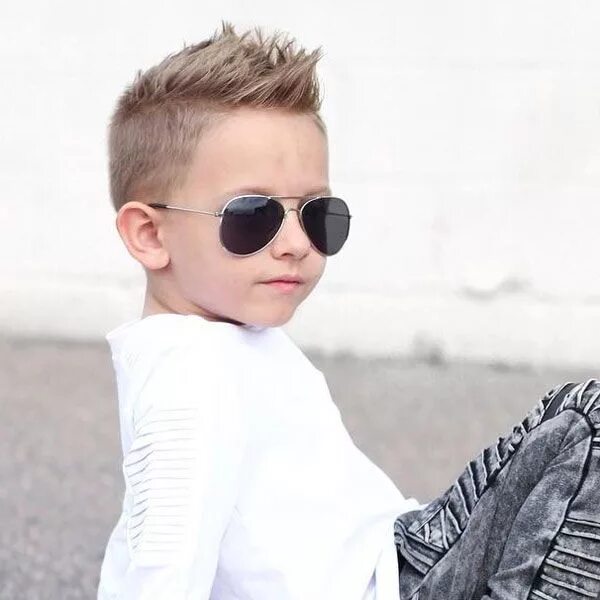 Прически для мальчиков 25 Cool Kids Mohawk Ideas in 2024 Boy haircuts short, Kids hair cuts, Boys hairc