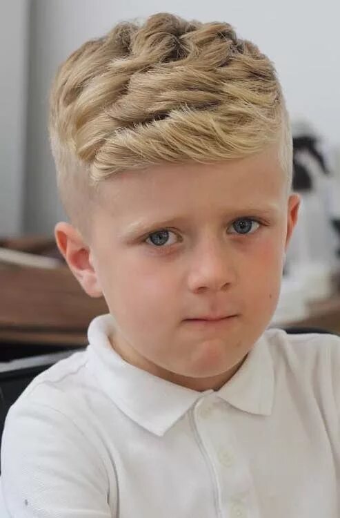 Прически для мальчиков светлые волосы Layered Side Brushed Blonde Kid Kids hair cuts, Boy hairstyles, Kids hairstyles