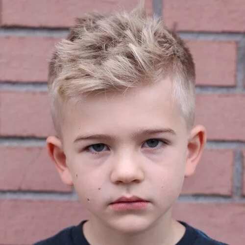 Прически для мальчиков светлые волосы 60 Stylish Little Boy Haircuts in 2024 Little boy haircuts, Cute little boy hair