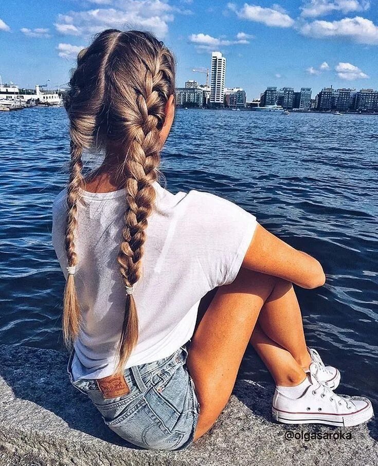 Прически для моря для девочек Amazing Outfits Long hair styles, Hair styles, French braid hairstyles