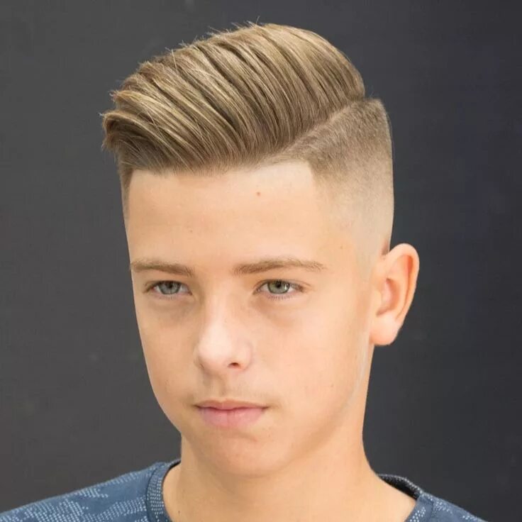 Прически для мужчин 12 лет 15 Best Comb-Over Haircuts for Mens 2018 Boys haircuts, Boy hairstyles, Teen boy