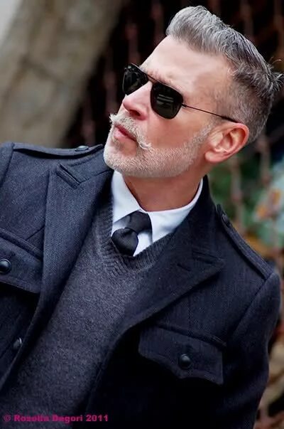 Прически для мужчин 40 лет Pin by Mollie on Menswear Older mens fashion, Nick wooster, Stylish men