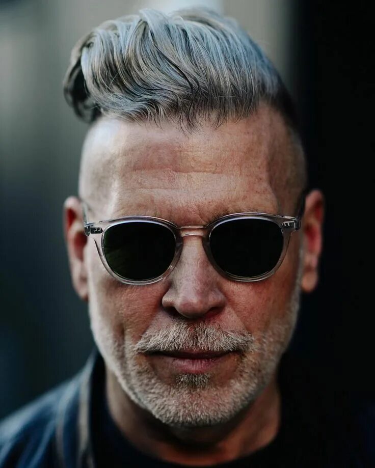 Прически для мужчин 45 лет 45 Flattering Hairstyles For Thinning Hair - Snip For Confidence Nick wooster, C