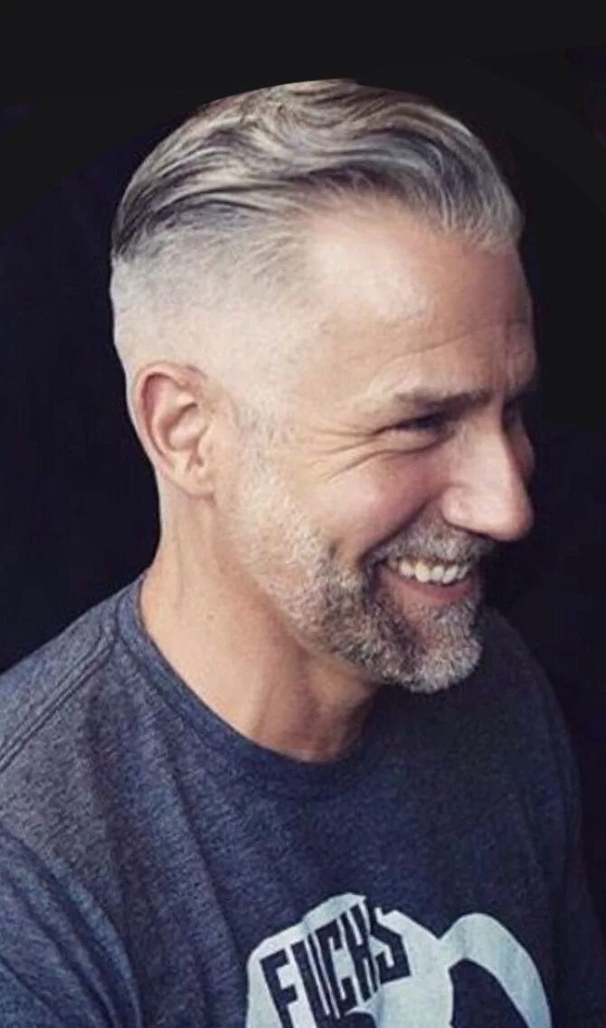 Прически для мужчин средних лет Handsome Gray Haired Silver Fox