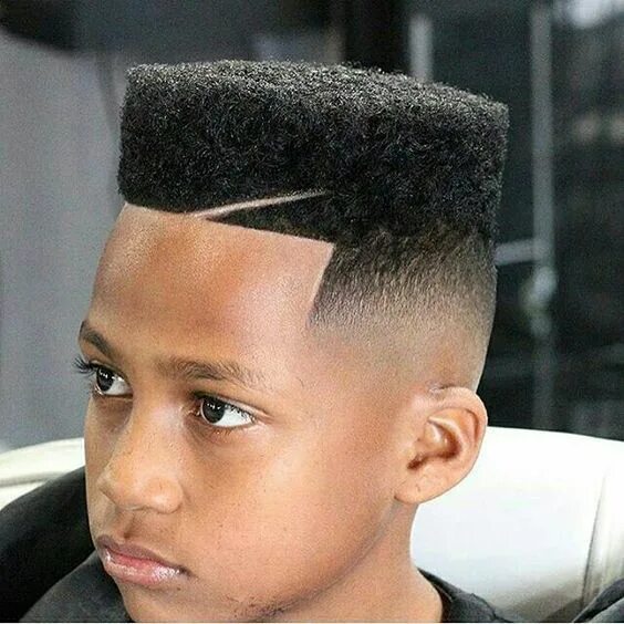 Прически для пацанов девочке Flat top temp fade hairstyle Temp fade haircut, Black boys haircuts, Boys haircu