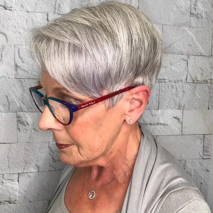 Прически для пенсионеров женщин 60 Hairstyles and Haircuts for Women Over 70 to Rock in 2023 Short hair older wo