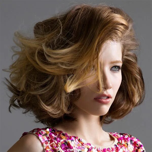 Прически для пышных волос женские Coiffure Jean-Louis David - automne-hiver 2011/2012 Coiffure mi courte, Coupes d