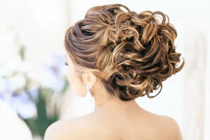 Прически для регистрации Элегантная собранная прическа на свадьбу Classic wedding hair, Long hair styles,