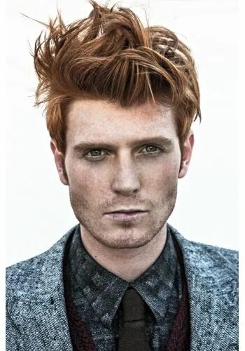 Прически для рыжих волос мужские WADE Holter Redheads freckles, Redhead men, Beard look