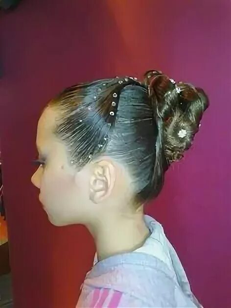 Прически для спортивных танцев для девочек Competition Hair on Pinterest Ballroom Hair, Ballroom Dance Hair ... Dance hairs