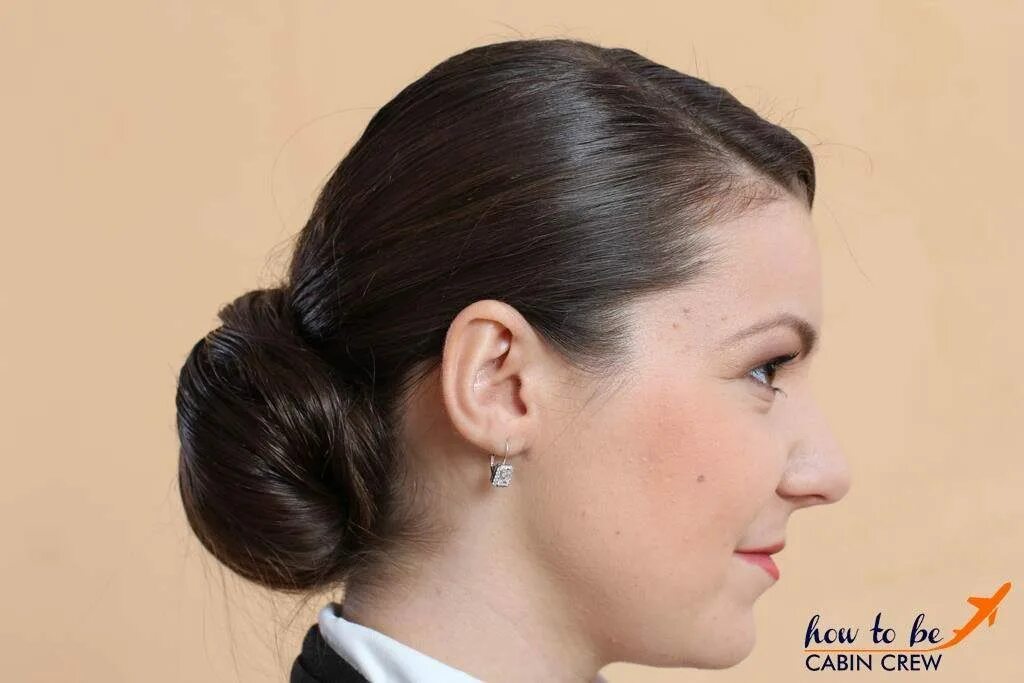 Прически для стюардесс на средние волосы Flight Attendant Hairstyles - photos and vectors