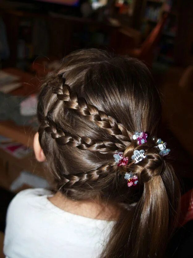 Прически для волос 5 лет 11 Simple Easy Little Girl Hairstyles Easy little girl hairstyles, Little girl h