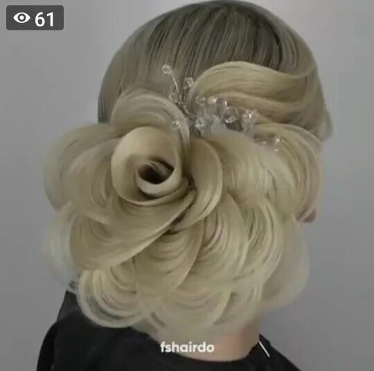 Прически для волос день рождения Pin by Sandie Bvt on Coiffures Hair beauty, Homecoming hairstyles, Creative hair