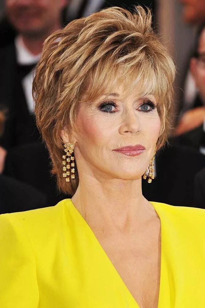 Прически для женщин фото на омолаживающие Feathered Pixie #pixie ❤ Jane Fonda hair looks are nothing but a guide t. Short 