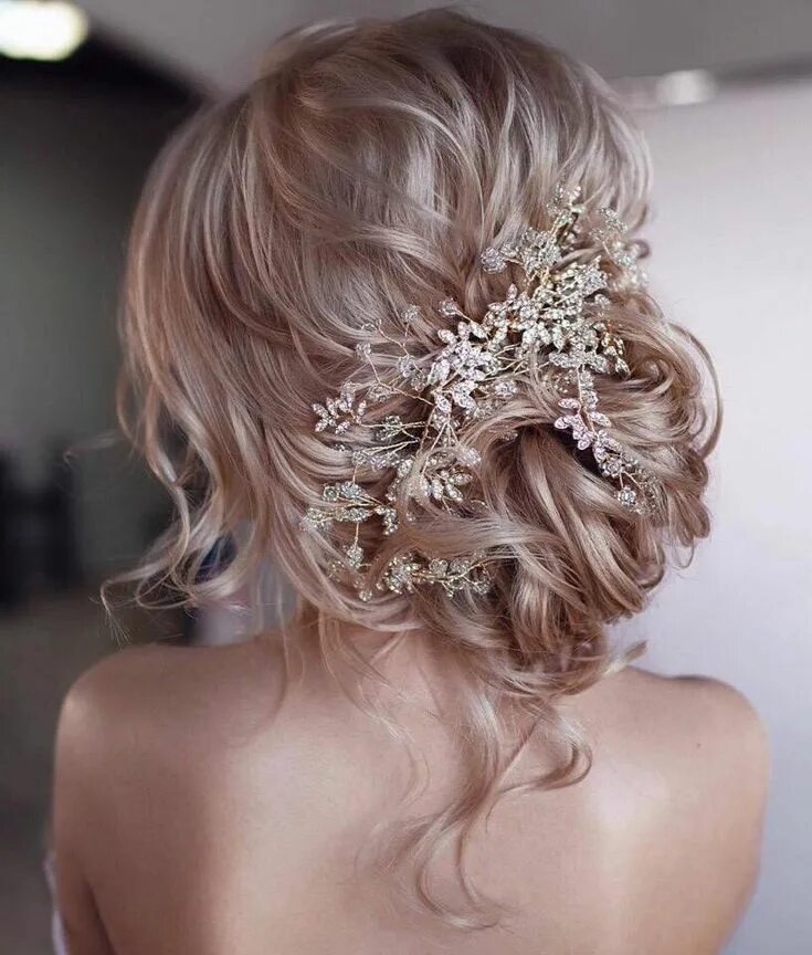 Прически для женщин на свадьбу фото Pin de Natali em Женские прически Penteado noiva, Inspiração de penteado de noiv