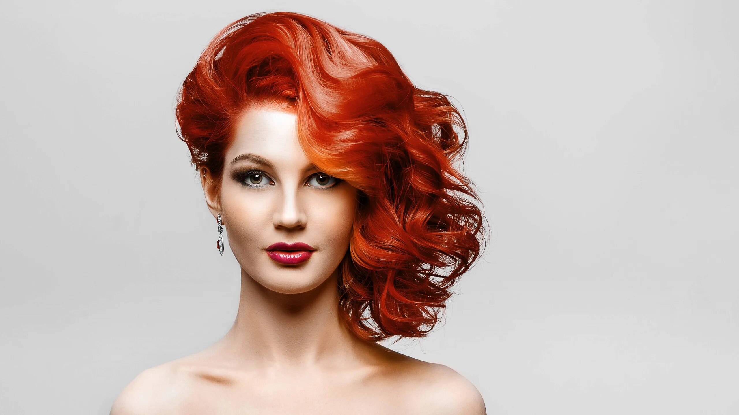 Прически для женщин рыжих Скачать обои fashion, woman, redhead, makeup, раздел девушки в разрешении 2560x1