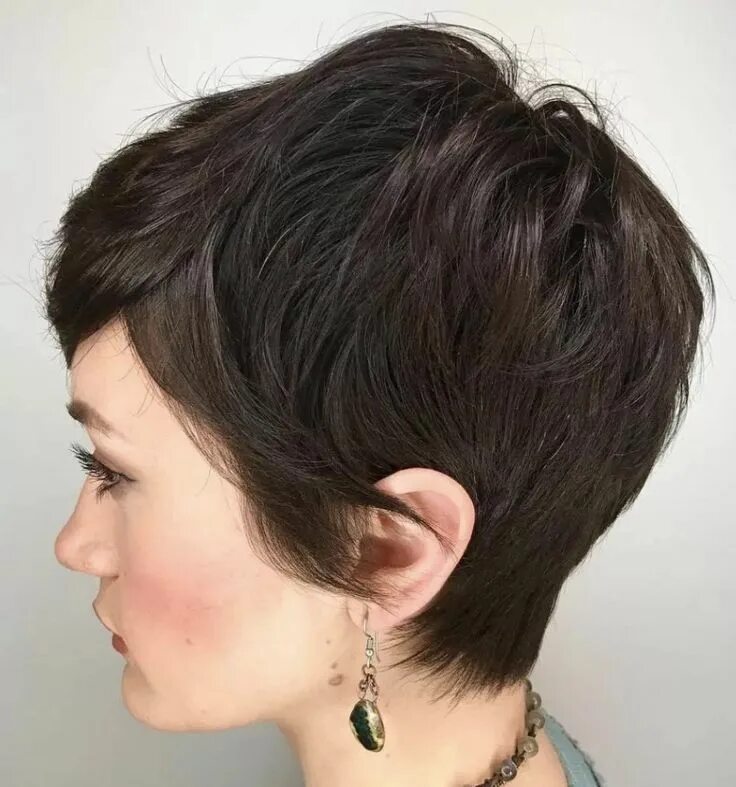 Прически для женщин с короткой шеей Hairstyle for Woman with Shorthair Long hair styles, Hairstyles haircuts, Thick 