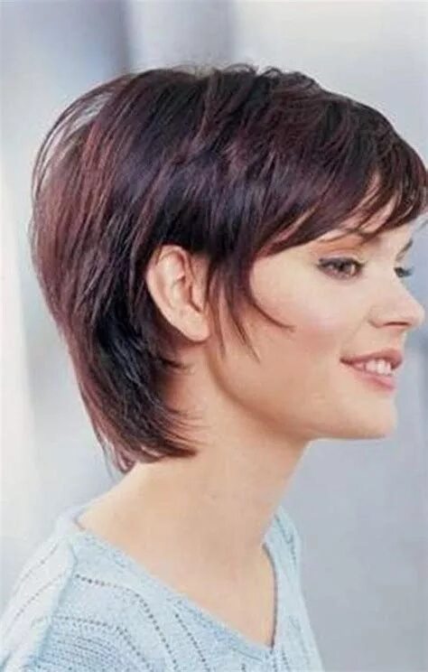 Прически для женщин с короткой шеей Pin auf Hairstyle wanna B's in 2024 Bob frisur, Haarschnitt, Frisur naturkrause