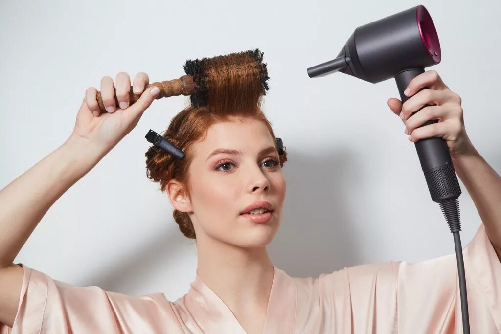 Прически феном на короткие волосы Blow-Drying Tips For a Perfect Blow Out. - GLAMSQUAD MAGAZINE