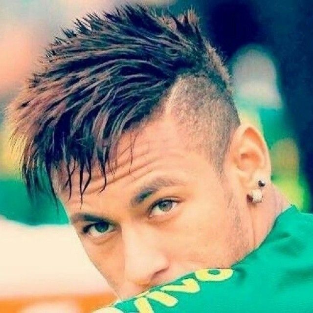 Прически футболистов для мальчиков 12 лет menshairstyles's photo on Instagram Hairstyle neymar, Hair styles 2014, Neymar j