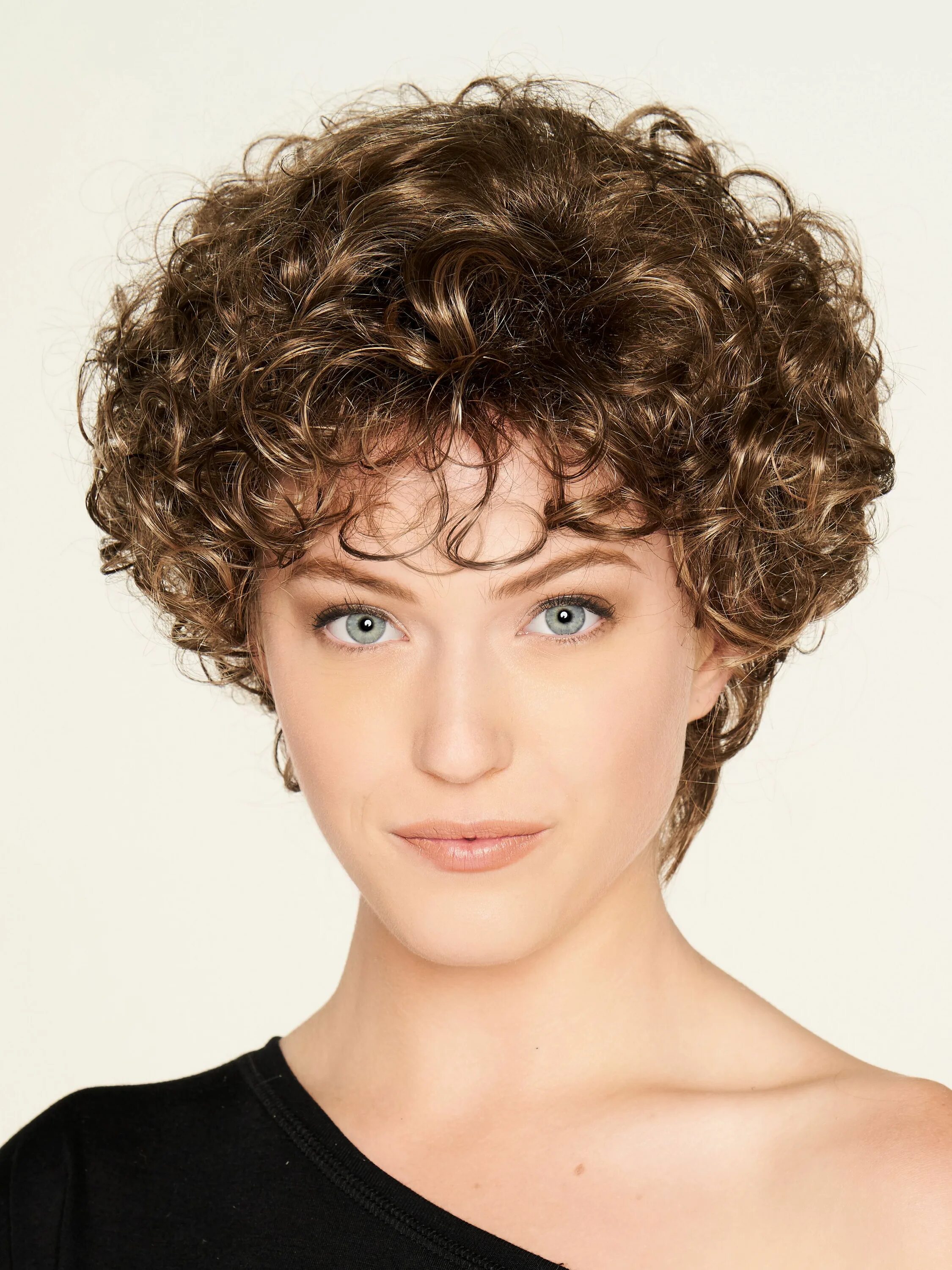 Прически химия на короткие волосы фото Broadway Synthetic Wig Final Sale Curly hair photos, Curly bob hairstyles, Long 