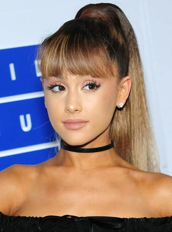 Прически хвост с челкой фото 10 ESTILOS DE FRANJAS PARA SE INSPIRAR Ariana grande hair, Ariana grande ponytai