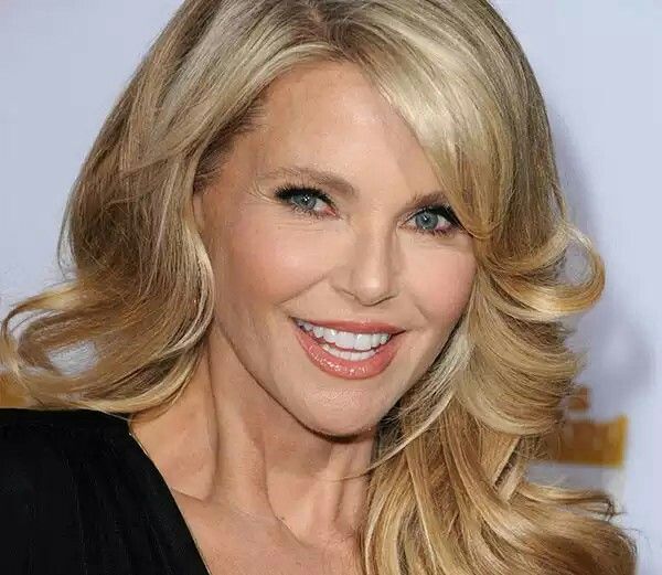 Прически к 45 годам Christie Brinkley 61! Christie brinkley, Brinkley, Christy