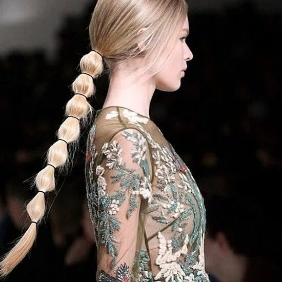 Прически какой мода волос Paris Hairstyles to Copy From the Runway Fashion, Fashion show, Ready to wear