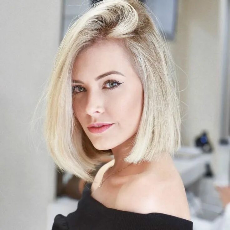 Прически каре блонд 25 Short Blonde Hairstyles For Women Short hair trends, Short blonde hair, Hair 