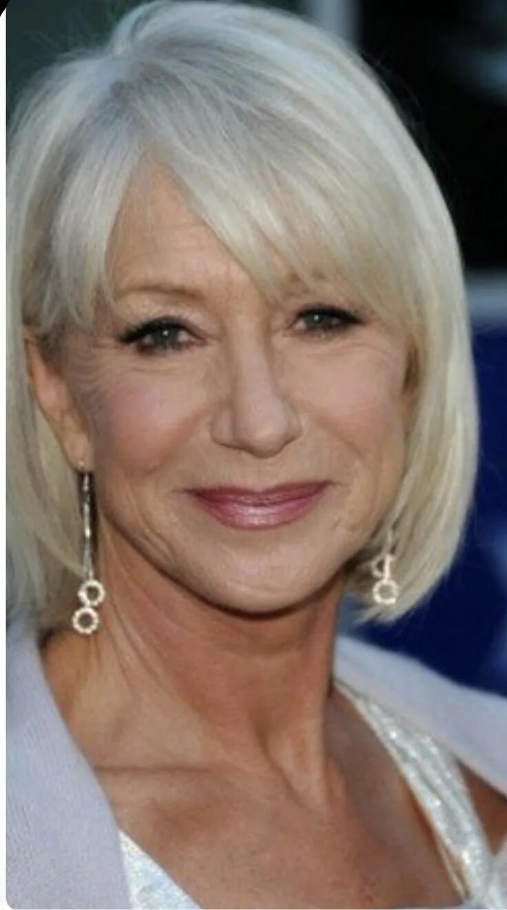 Прически каре для пожилых Pin on HELEN MIRREN ( The One and Only ) Short hair with bangs, Bob hairstyles f