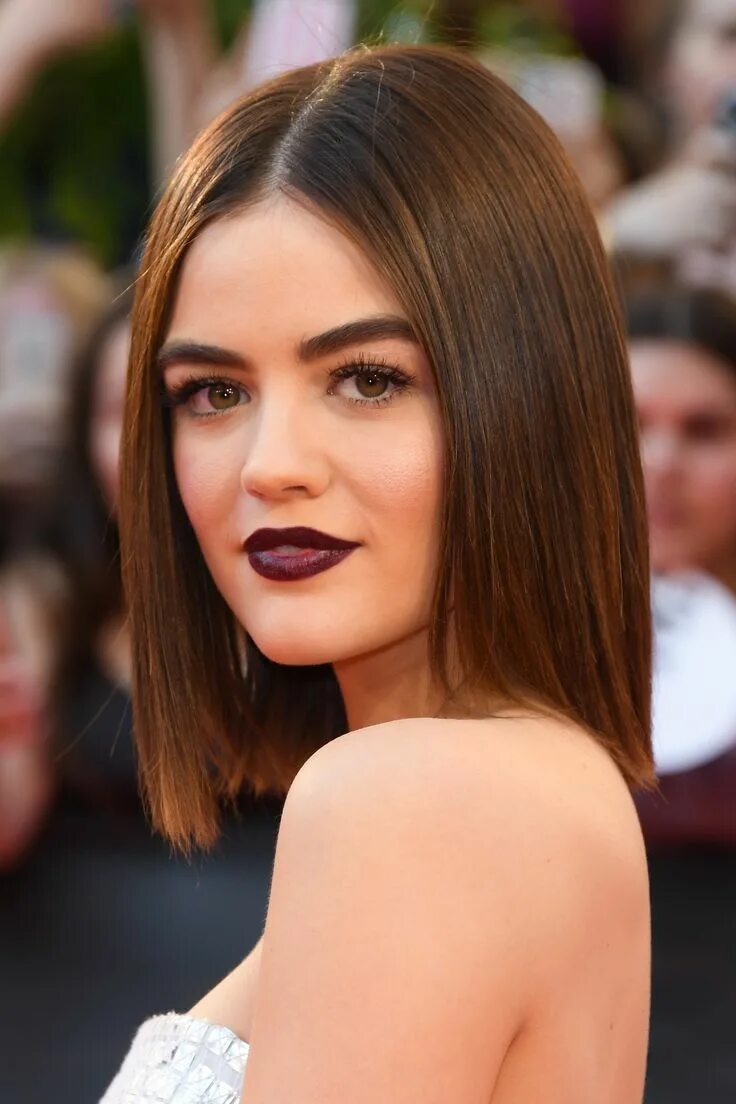 Прически каре ниже плеч The Best Red Carpet Beauty Looks from the 2016 MMVAs Lucy hale hair, Cute hairst