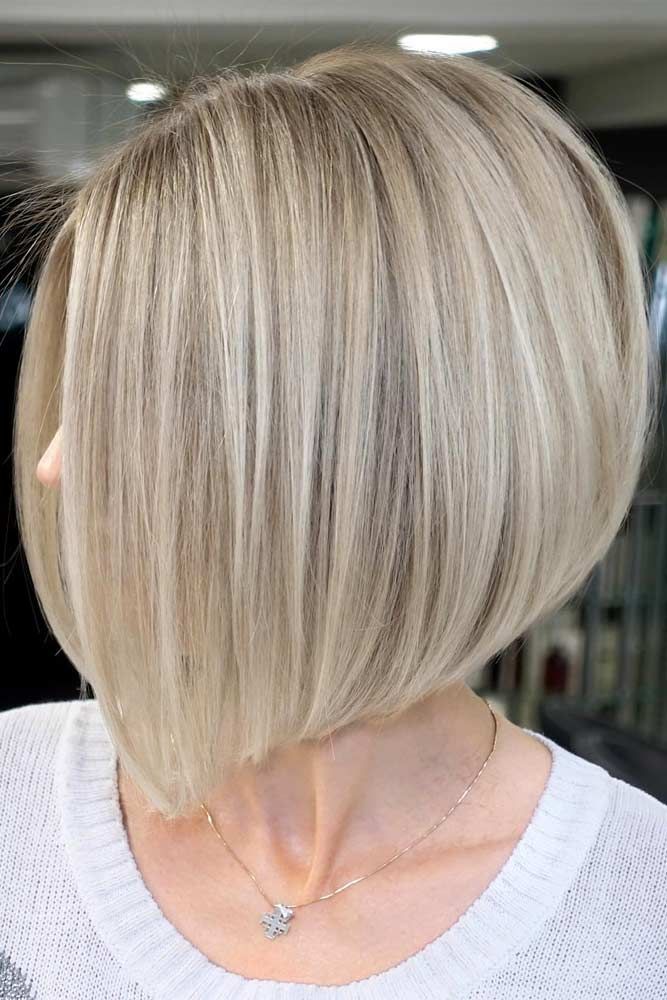 Прически каре светлые волосы Side Parted Straight Bob Haircut #mediumbob #mediumbobhaircuts #haircuts #bobhai