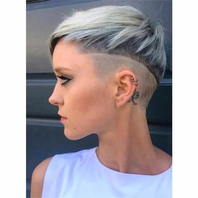 Прически короткие бритые Opinions of this cut and color? Short hair undercut, Undercut hairstyles, Short 