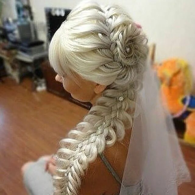 Прически коса фото средний Intricate Bridal Braid Cool hairstyles, Wedding hairstyles, Bridal braids