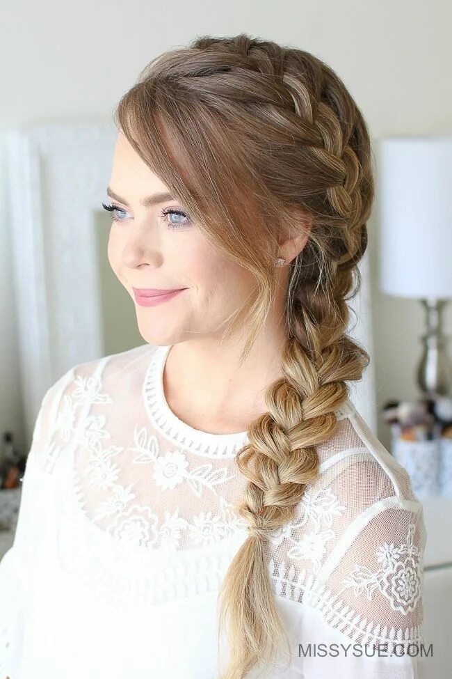 Прически коса фото средний Side French Braid MISSY SUE Side braid hairstyles, Side french braids, French br