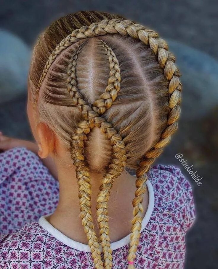 Прически косички для девочек видео Pin on trenzas Braids for long hair, Hair braid videos, Kids hairstyles