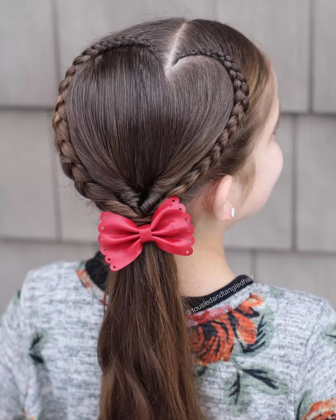 Прически красивые детям в школу Heart hairstyle #braids #hairstyle #kids #tweenstyle Cool hairstyles, Kids braid