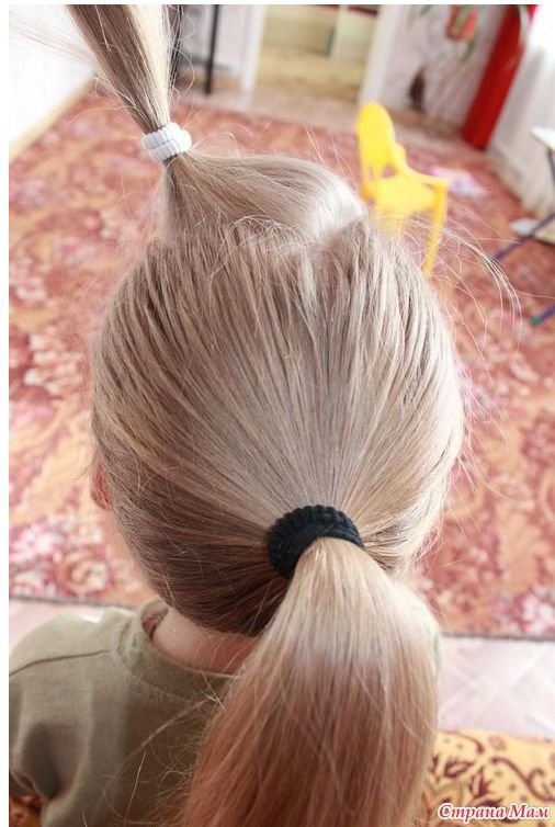 Прически красивый хвост для девочки She Put Her Hair In A Pony Tail And Started Braiding. When She Was Done--Mind Bl