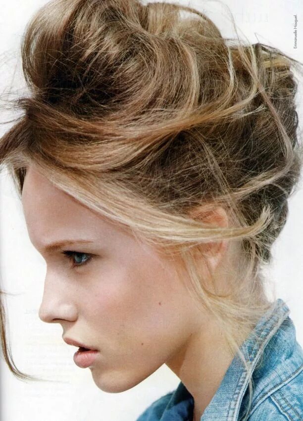 Прически легкая небрежность if only I could get my hair to do this Easy updo hairstyles, Bun hairstyles, Mes