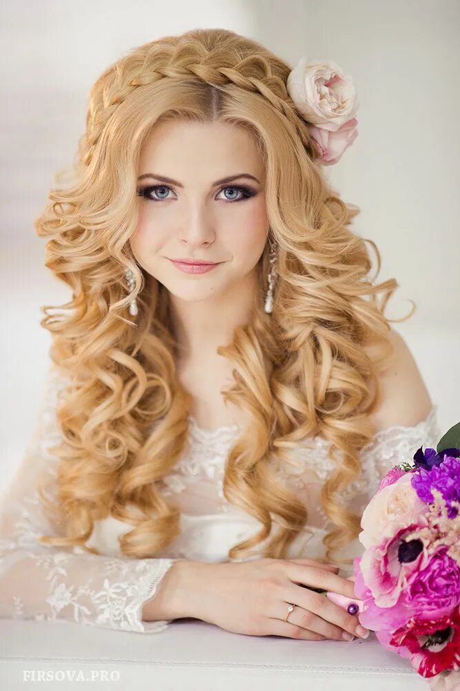 Прически локоны короткие Summer Wedding Hairstyles Ideas For Modern Brides 2023 Guide Wedding guest hairs