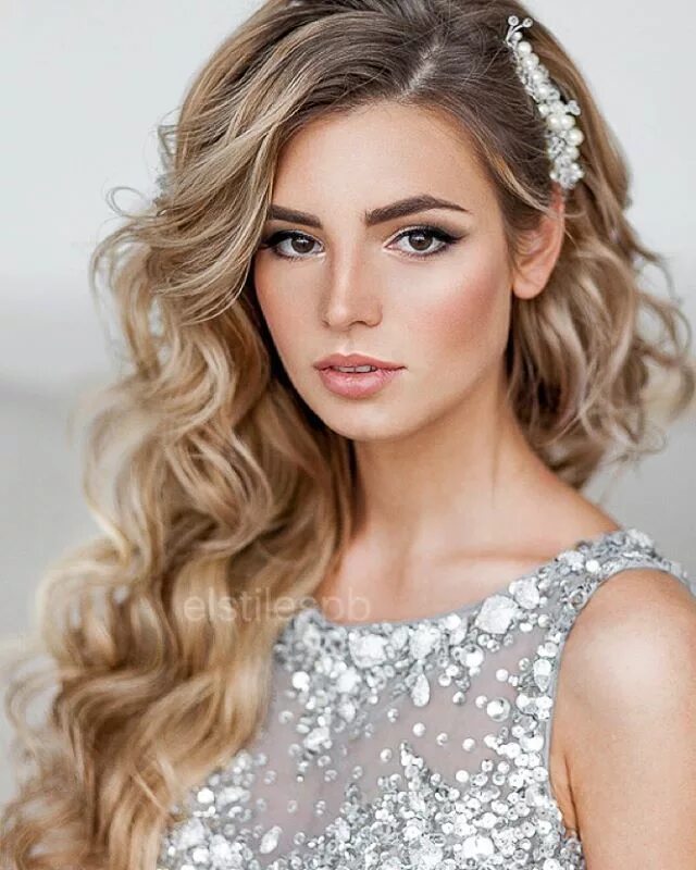 Прически локоны короткие Instagram Long hair styles, Wedding hairstyles, Wedding hairstyles for long hair