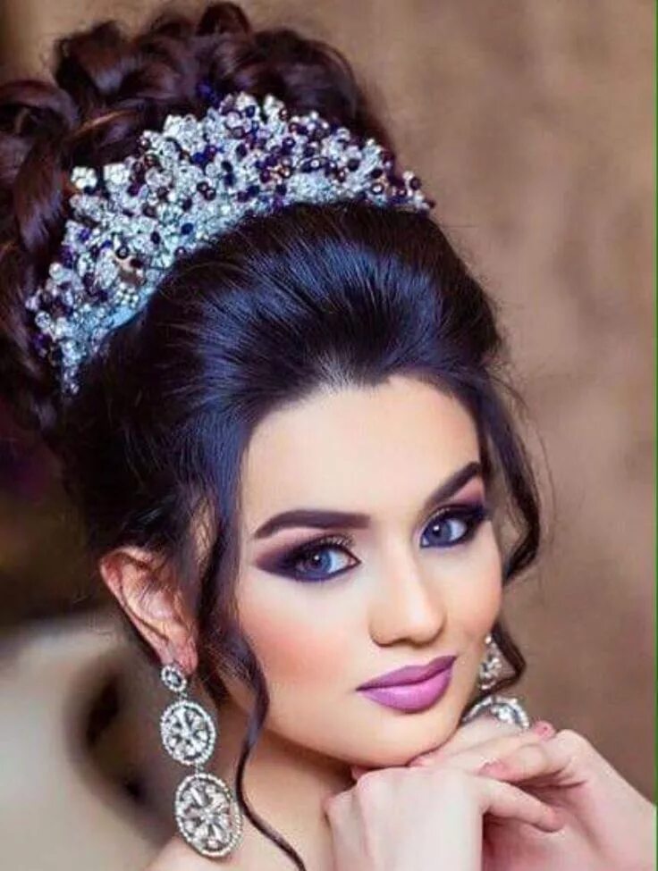 Прически макияж фото Pinterest : Princesh ✨ Bride hairstyles, Wedding hairstyles, Wedding hair inspir