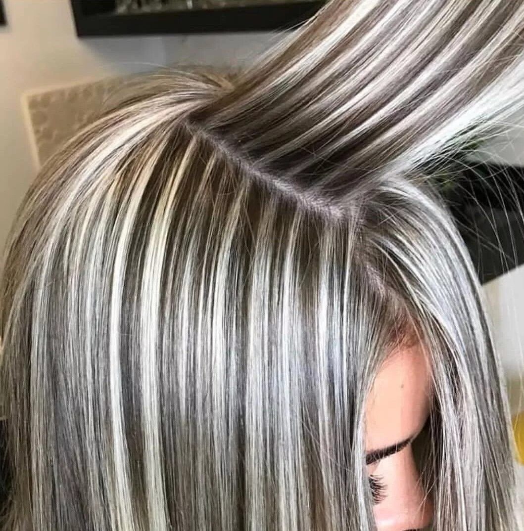 Прически мелирование Pin on Hairs Hair styles, Gorgeous gray hair, Gray hair highlights