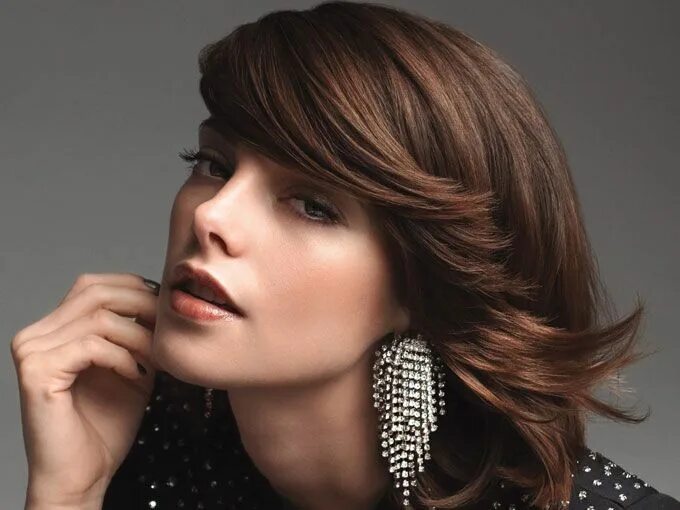 Прически модели женские Cabello castaño oscuro para otoño Ashley greene hair, Hair cuts, Stylish haircut