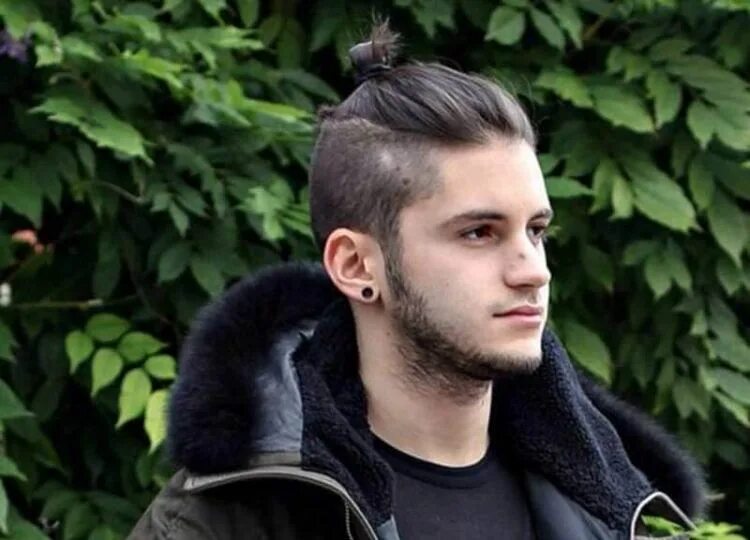 Прически молодежи 2024 Cortes de Cabelo Masculino para 2019Dicas e Tendências Man bun hairstyles, Mens 