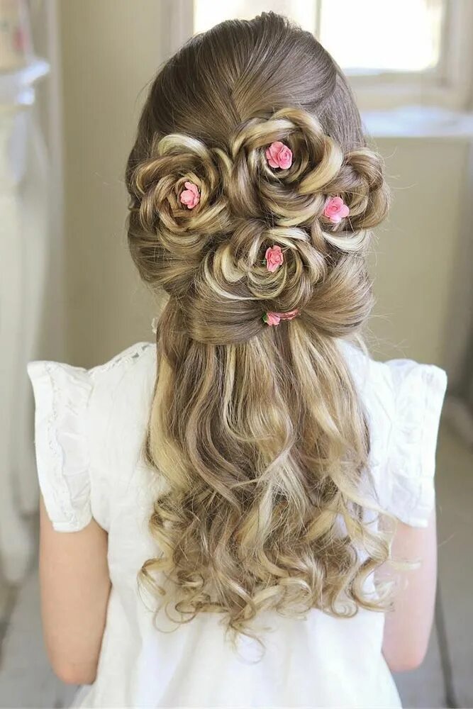 Прически на 8 лет на свадьбу flower girl hairstyles half up half down with pink flowers sweethearts_hair via 