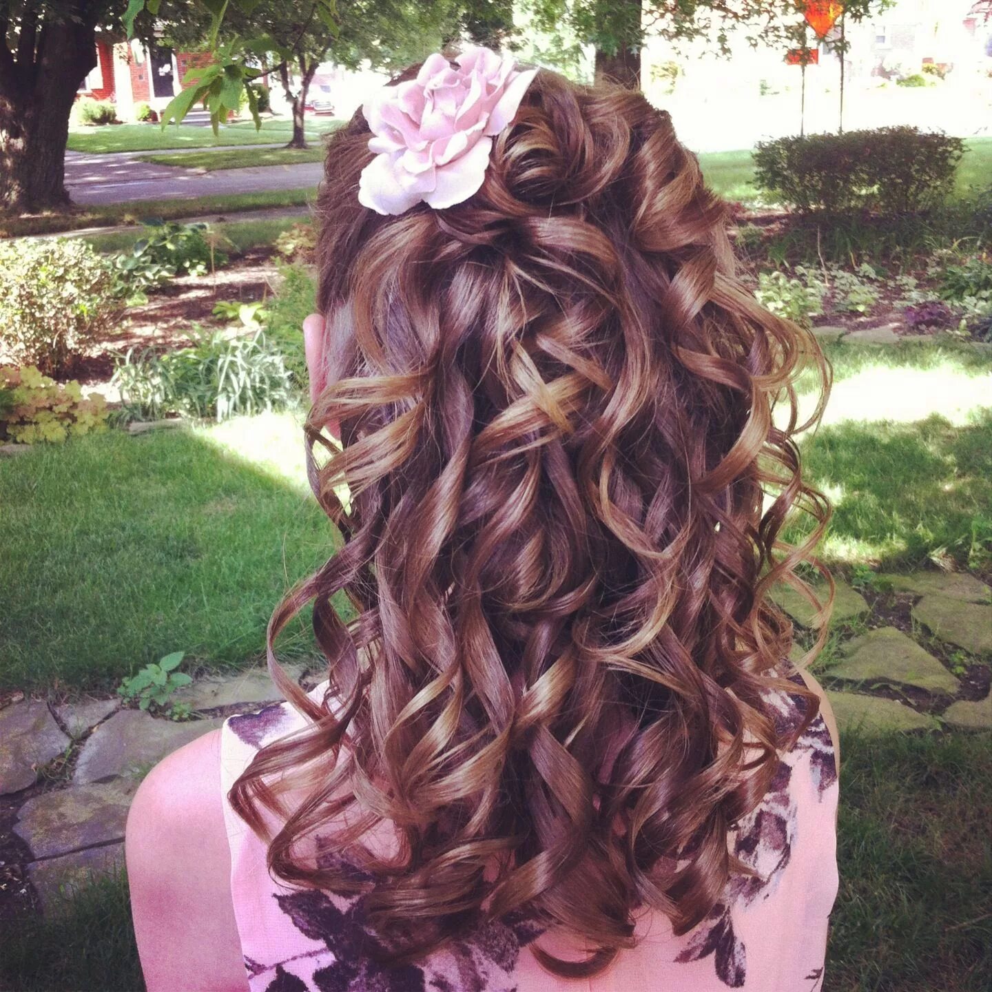 Прически на день рождения 18 лет Pin by Maya Ausley on Barn Party Kids hairstyles, Pageant hair, Picture day hair