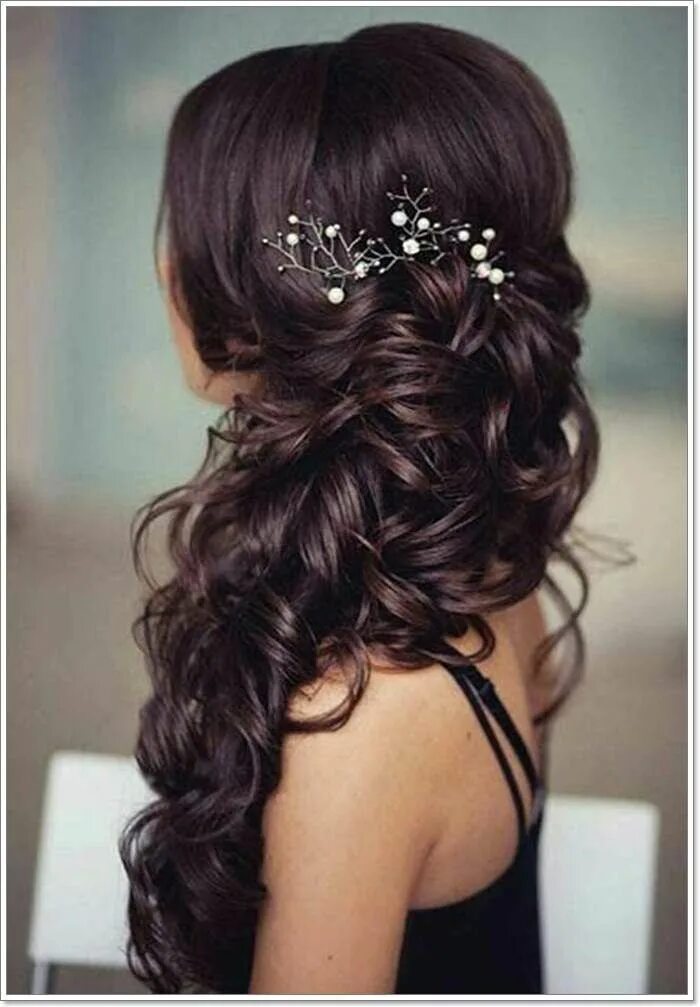 Прически на длинные темные 82 Elegant Quinceanera Hairstyles For 2020 Long hair styles, Hair styles, Side h