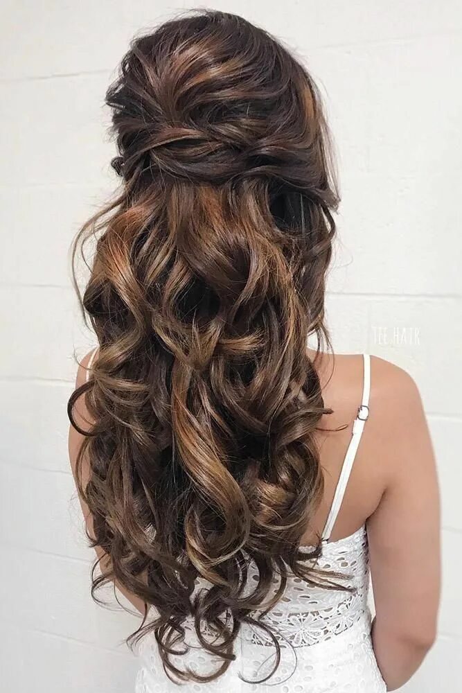 Прически на длинные волосы без локонов Wedding Hairstyle Trends for Long Hair